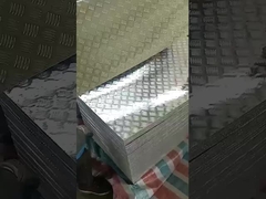 ASTM 5056 выбило поверхностную алюминиевую ширину гофрированного листа 500mm для лестниц